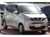走行距離無制限の1年間保証(部分保証)付き。全国の日産工場でアフターを受けられますので、引っ越しなどで県外に移られても安心です。