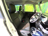 運転席シート廻りは使用感も少なく、良好な状態となっています。丁寧に使われていたことがよくわかりますね。
