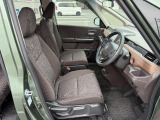 1列目シートです。足元までゆったりとご乗車いただけます!