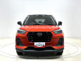 あらゆるフィールドで「最適」というコンパクトSUV。1Lガソリンエンジン搭載ロッキーが入荷致しました。