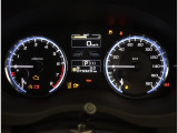 視認性に優れたメーターで、夜間走行も安心して運転できます!