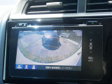 バックモニター(オレンジ色のガイドラインのお陰で、駐車がしやすいです)