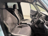 運転席と助手席がつながった構造なので、狭い駐車場でも助手席側からスムーズに降りれます♪