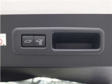 電動バックドアです。