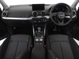 新型の車種から、お求めやすいモデルまで幅広く取り扱っております。