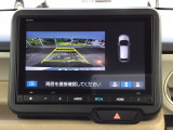 リアカメラが装備されているので、バックにギアを入れればカーナビの画面に映像が連動します。駐車が苦手な方でもガイドラインで安心駐車。