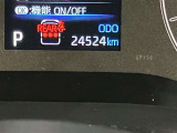 ETC車載器搭載しております。高速道路も料金支払いレーンに並ばず通過でき、とても便利です。ETCカードもお車購入時に入会する事ができます。お気軽にお問い合わせ下さい。
