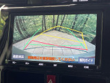 【バックカメラ】駐車時に後方がリアルタイム映像で確認できます。大型商業施設や立体駐車場での駐車時や、夜間のバック時に大活躍!運転スキルに関わらず、今や必須となった装備のひとつです!