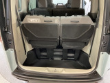 広々としたカーゴスペース。週末のお買い物や長期旅行のたくさんの荷物も積載できます。