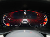 様々な情報を瞬時に切り替えて表示が可能なTFTカラーディスプレイを採用したメーターパネル。