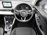 乗る人へのストレスを低減させ、長距離の移動でも疲れにくい車を目指して創られた、すべてが新しく生まれ変わったマツダの車をぜひ体験してください!