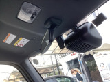 Hondaセンシング搭載!ミリ波レーダーと単眼カメラで、クルマの前方の状況を認識。ブレーキやステアリングの制御技術と協調し、安心・快適な運転や事故回避を支援する先進のシステムです!