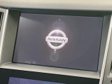 【メーカー純正ナビ】インテリアに溶け込むスタイリッシュな「専用設計」メーカーナビを装備♪視認性や操作性など基本性能にも優れ、より上質なカーライフをお楽しみいただけます。