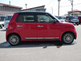 すべての車に外装のコーティングと各種ルームクリーニングを施工いたします!外装も内装も愛車はいつもピカピカキレイが気持ちいいですね♪