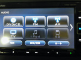 フルセグテレビ搭載。DVD・CD再生にも対応しています。