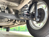 お車を安心してお乗りいただく為には、足回りの定期点検が欠かせません。サービスサポート(有償保証)では無料点検もご提供しており、安心のカーライフをお過ごしいただけるサポート体制が整っています。