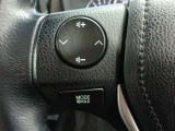 ステアリングスイッチ付!運転中も目線を動かす事無く音量等の操作可能!