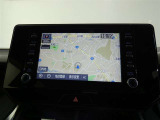 8インチのディスプレイオーディオ装着です。スマホとの通信で様々なサービスが楽しめます。TV視聴にも対応しています。