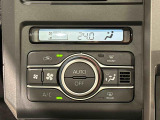 車内空調は&rdquo;AUTOエアコン&rdquo;にお任せ。運転に集中出来ますよ!