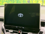 【10.5インチ ディスプレイオーディオ】大画面のディスプレイはAppleCarPlayやAndroidAutoが利用可能。大きな画面でスマホナビアプリ等が利用いただけます♪