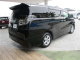 自動車保険も取り扱っております。この機会に保険を見直しましょう♪