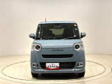 大人の選択肢。落ち着いたモノトーンのカラーリングの車内と洗練されたスタイリング。それがセオリー!入荷いたしました。