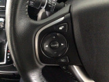 ステアリングリモコンは、運転中でも簡単に音量調整やチャンネル変更もできます!わき見運転防止にもつながるので安心です♪