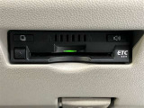 納車前に当社メカニックによる『プロの視点』で、お車を安全かつ安心して気持ち良くお乗り頂くために●エンジンオイル●オイルフィルターを新品に交換して納車します!無料TEL0078-6003-269666