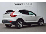 XC40 B4 モメンタム 