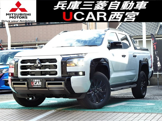 トライトン 2.4 GSR ディーゼル 4WD 
