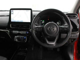 運転席廻りです。
