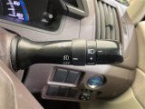 【オートライト(AUTO)】外の明るさをシステムが感知して、自動でヘッドライトが点灯します!ヘッドライトをつけ忘れを防ぐ便利機能です。