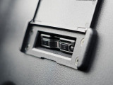 ETC車載器搭載です。スマートICも増えてきており、必須装備といって良い便利装備です。