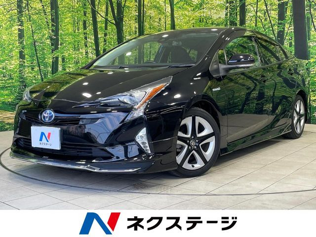 トヨタ プリウス 