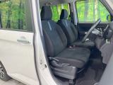 運転席シート廻りは使用感も少なく、良好な状態となっています。丁寧に使われていたことがよくわかりますね。