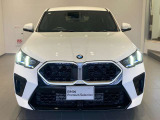 BMW代表的な特徴のキドニーグリル。BMWのすべてのモデルに採用され、BMWらしさを強調しております。
