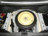 スペアタイヤ付きです!車に常時装備することで、もしもの時の備えとしてすごく安心です♪