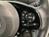 【アダプティブ・クルーズ・コントロール】予め設定した車速内でクルマが自動的に加減速。 前走車との適切な車間距離を維持しながら追従走行し、高速道路でのドライバーの疲労を軽減してくれる嬉しい機能付♪