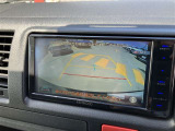 バックカメラも装備され運転をサポ-ト致します。駐車が苦手な方でも後ろが見えますので心配ございません!一度使ったら手放せません。