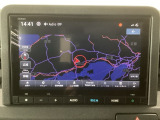 ナビ搭載車です!ナビがあれば初めての道でも安心して運転でき、よりドライブも楽しめますね♪
