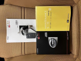 手が届きやすいところにあるボタン類