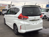 より綺麗なお車に乗りたい方には当社自慢のボディーコーティングをおススメします!細かい傷も目立たなくなり、普段のお手入れも楽になります。