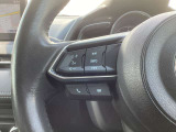 【ハンドルスイッチ】ハンドルを握ったまま、この車の快適装備を操作することが可能です☆詳しくは営業スタッフまでお尋ねください☆