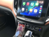 USB接続によりお手持ちのスマートフォンとAppleCarplayまたはAndroidautoにて連携が可能です