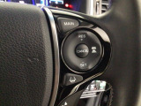 【アダプティブ・クルーズ・コントロール】予め設定した車速内でクルマが自動的に加減速。 前走車との適切な車間距離を維持しながら追従走行し、高速道路でのドライバーの疲労を軽減してくれる嬉しい機能付♪