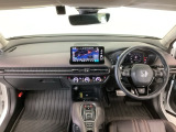 【前方視界】開放的な前方視界!運転がしやすく疲れにくいです♪窓が大きく、見通しがとっても良いおクルマですよ♪