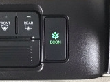 ★ECONスイッチ★ エコドライブを加速しよう!スイッチをONにすると、運転の仕方によるロスを抑え込み燃費をよくするようクルマが頑張ります(*^ー^*)燃費向上にチャレンジ♪