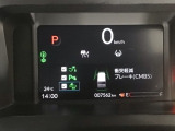 ホンダが推し進める総合先進安全装備のセンシング搭載! 衝突や斜線はみだしなどの危険が予測される時、センサーが警告。ヒューマンエラーを高度先進技術が補完してくれます。