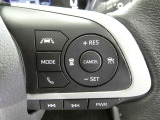 【レーダークルーズコントロール】前方の車との車間距離を保って追従走行し、長時間の運転負荷を軽減します。※支援の範囲には限りがあります。常に周囲の状況を把握し、必要に応じてブレーキで減速してください。