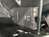 いまや快適なカーライフに欠かせないETCが付いています。